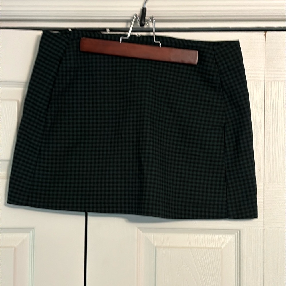 Plaid mini Skirt with zipper and pockets